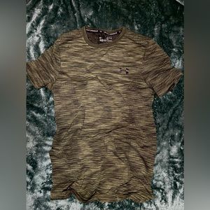 Under Armour Seamless Athletic T-Shirt Tee - Green, Small